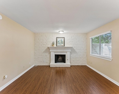 8340 Fathom Cir - Photo Thumbnail 1