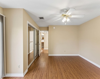 8340 Fathom Cir - Photo Thumbnail 23