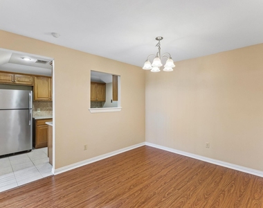 8340 Fathom Cir - Photo Thumbnail 8