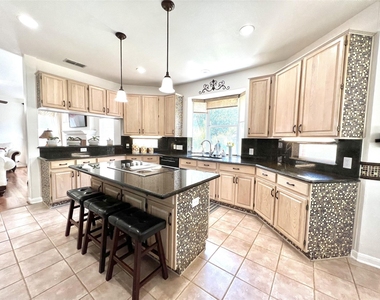 1722 Antler Crossing Dr - Photo Thumbnail 10