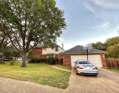 1722 Antler Crossing Dr - Photo Thumbnail 27