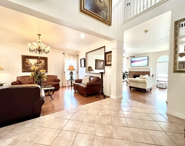 1722 Antler Crossing Dr - Photo Thumbnail 3