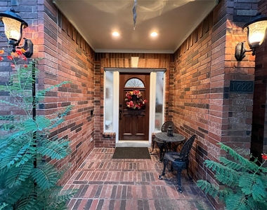 1722 Antler Crossing Dr - Photo Thumbnail 1