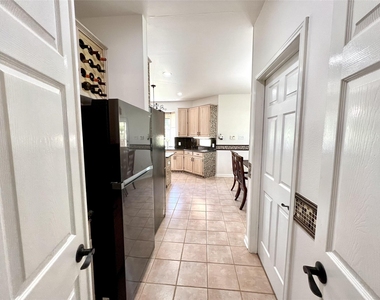 1722 Antler Crossing Dr - Photo Thumbnail 12