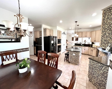 1722 Antler Crossing Dr - Photo Thumbnail 9