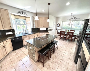 1722 Antler Crossing Dr - Photo Thumbnail 7