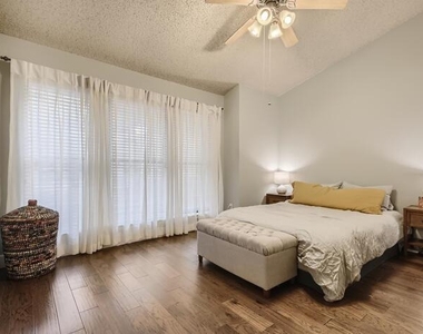 5107 Leralynn St - Photo Thumbnail 21