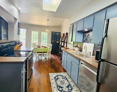 5107 Leralynn St - Photo Thumbnail 4