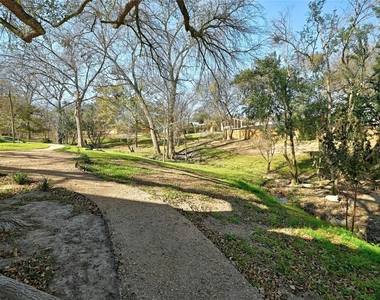 2002 Millay Dr - Photo Thumbnail 26
