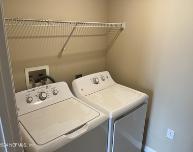 400 E Bay Street - Photo Thumbnail 63
