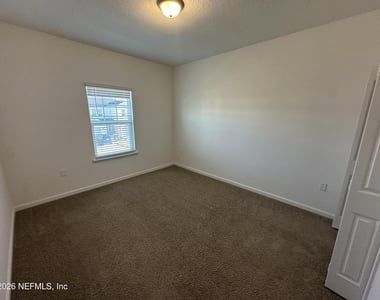 136 Pinebury Lane - Photo Thumbnail 18