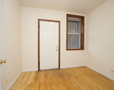 6711 N Sheridan Road - Photo Thumbnail 14