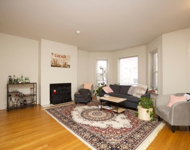 6717 N Sheridan Road - Photo Thumbnail 6