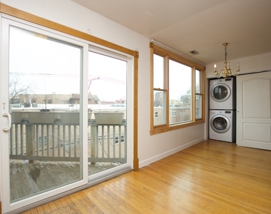 6717 N Sheridan Road - Photo Thumbnail 7
