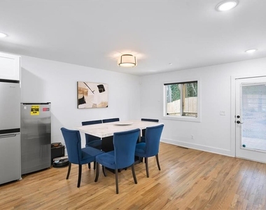 1846 Rogers Avenue Sw - Photo Thumbnail 16