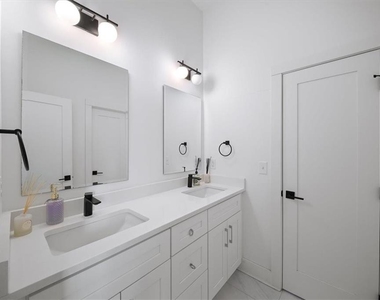 1846 Rogers Avenue Sw - Photo Thumbnail 28