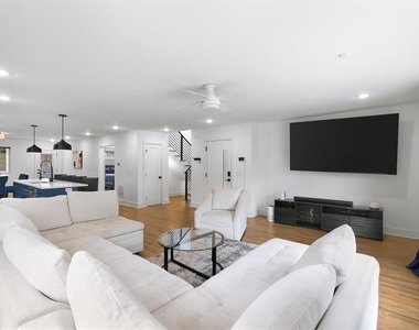 1846 Rogers Avenue Sw - Photo Thumbnail 5