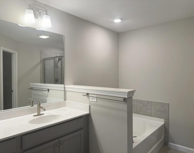 381 Northaven Avenue - Photo Thumbnail 14