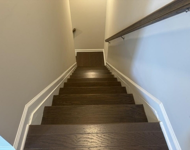 381 Northaven Avenue - Photo Thumbnail 22