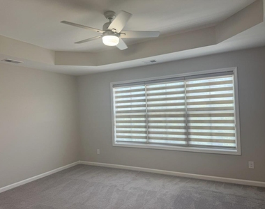 381 Northaven Avenue - Photo Thumbnail 13