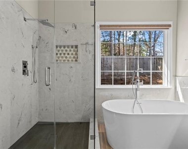 3030 Northcliff Drive - Photo Thumbnail 15