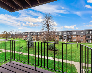 9407 Bay Colony Drive - Photo Thumbnail 4