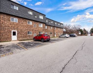 9407 Bay Colony Drive - Photo Thumbnail 16