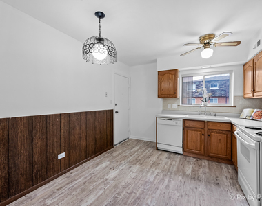 9407 Bay Colony Drive - Photo Thumbnail 1