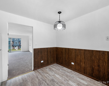 9407 Bay Colony Drive - Photo Thumbnail 5