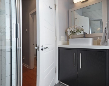 472 Martin Street Se - Photo Thumbnail 5