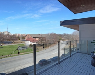 472 Martin Street Se - Photo Thumbnail 6