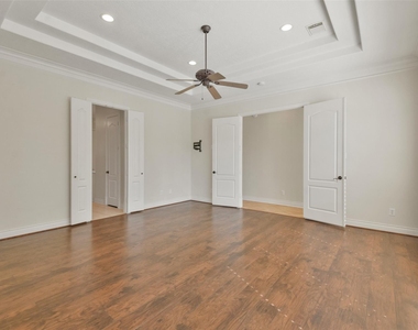 8114 Hideaway Lake Circle - Photo Thumbnail 20