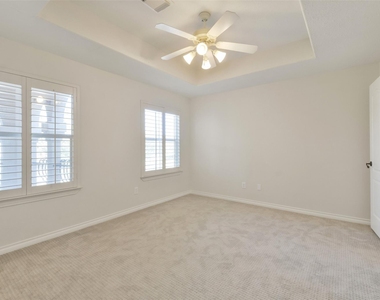 8114 Hideaway Lake Circle - Photo Thumbnail 32