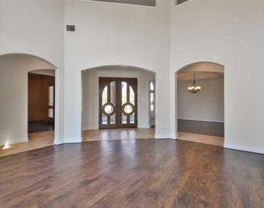 8114 Hideaway Lake Circle - Photo Thumbnail 5