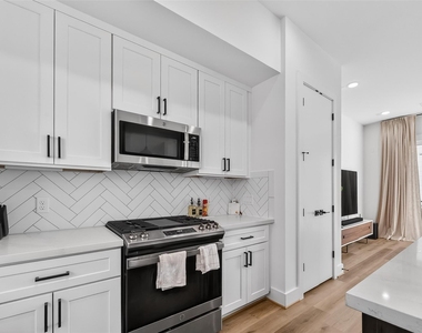 4804 Elysian Street - Photo Thumbnail 14