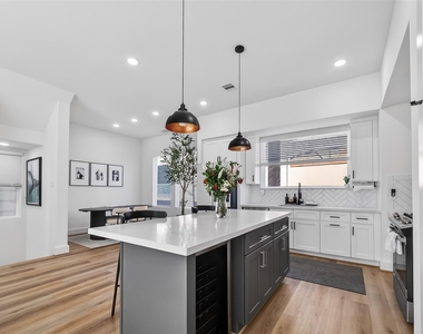 4804 Elysian Street - Photo Thumbnail 16