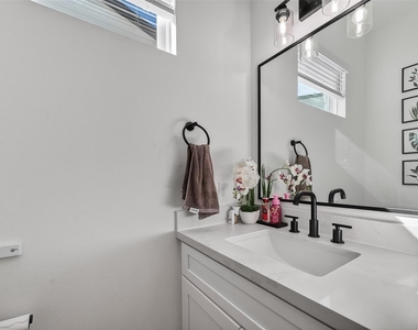 4804 Elysian Street - Photo Thumbnail 23