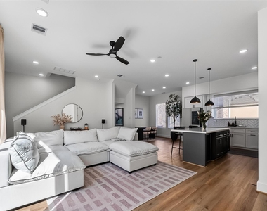 4804 Elysian Street - Photo Thumbnail 6
