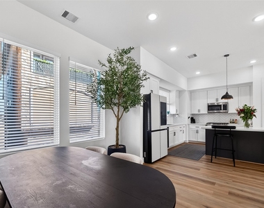 4804 Elysian Street - Photo Thumbnail 10