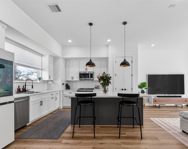 4804 Elysian Street - Photo Thumbnail 12