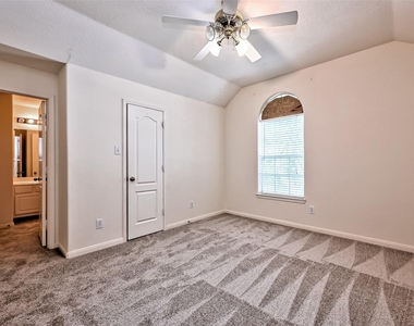 6806 Rhodes Court - Photo Thumbnail 28