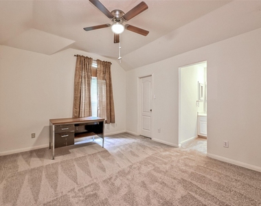 6806 Rhodes Court - Photo Thumbnail 31