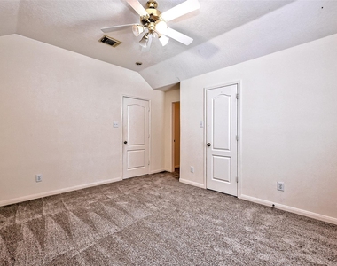 6806 Rhodes Court - Photo Thumbnail 29