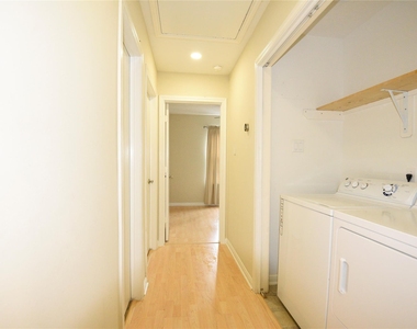 1008 Andrews Street - Photo Thumbnail 9