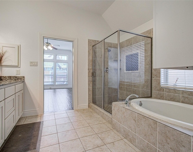 6614 Rising Hills Lane - Photo Thumbnail 24