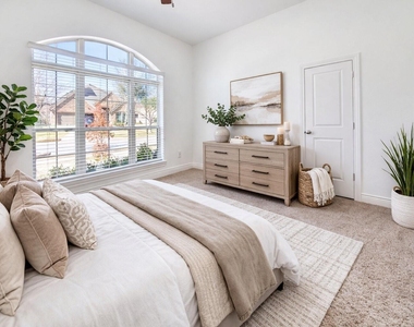 6614 Rising Hills Lane - Photo Thumbnail 18
