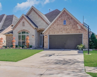 6614 Rising Hills Lane - Photo Thumbnail 2