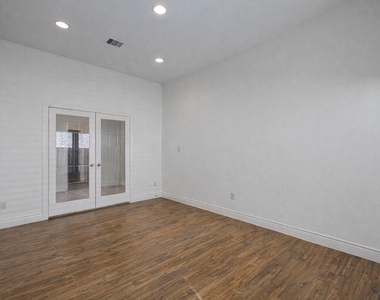 6614 Rising Hills Lane - Photo Thumbnail 6