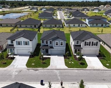 4090 San Felice Lane - Photo Thumbnail 5