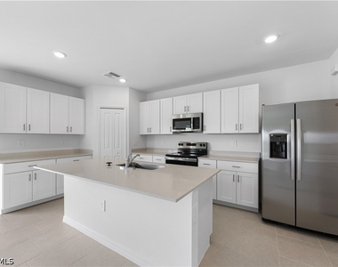 4090 San Felice Lane - Photo Thumbnail 10